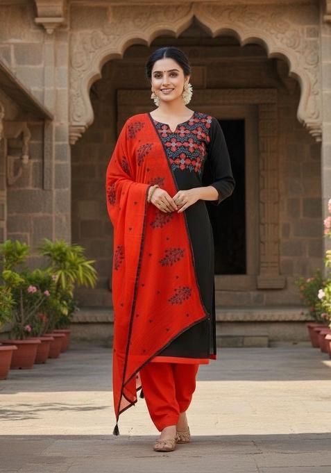 Black Embroidery Chanderi Kurta Set