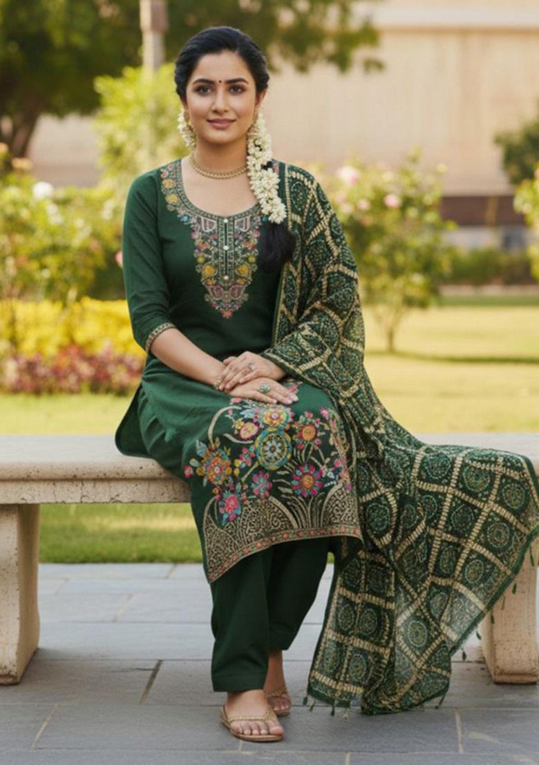 Green Printed Silk Kurta Set - Indya