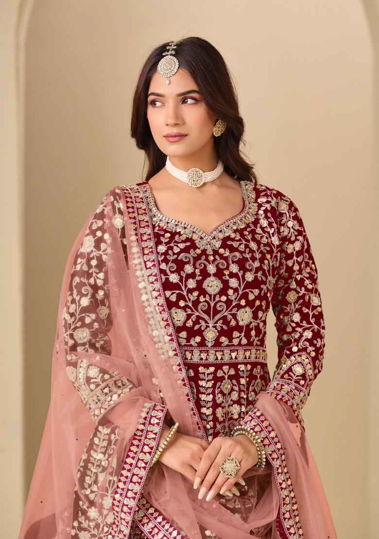 Maroon Embroidery Velvet Kurta Set - Indya
