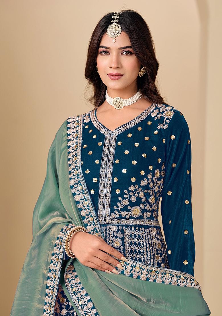 Blue Embroidery Velvet Kurta Set - Indya