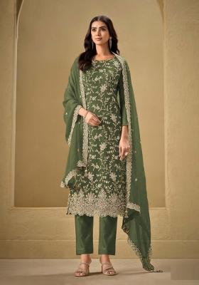 Mehendi Embroidered Silk Blend Salwar Kameez