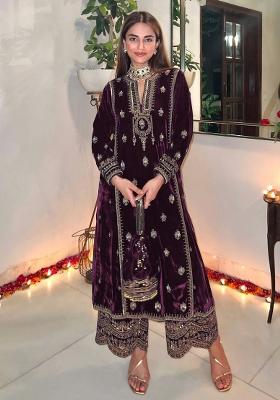 Purple Embroidered Velvet Pakistani Suit