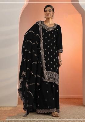 Black Embroidered Georgette Salwar Kameez