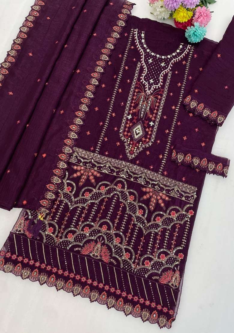 Purple Embroidered Silk Blend Salwar Kameez - Indya