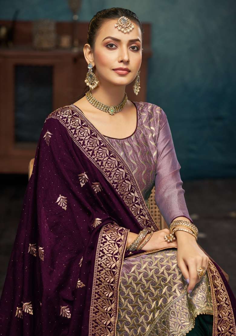 Light Purple Embroidered Silk Blend Salwar Kameez - Indya