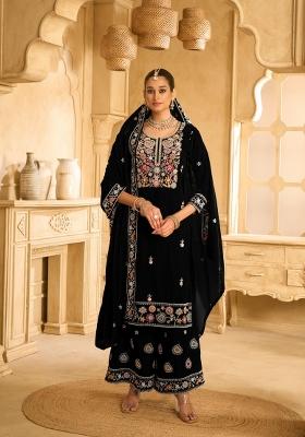 Black Embroidered Velvet Salwar Kameez