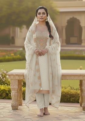 White Embroidered Chanderi Kurta Set