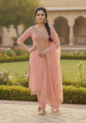 Pink Embroidered Chanderi Kurta Set