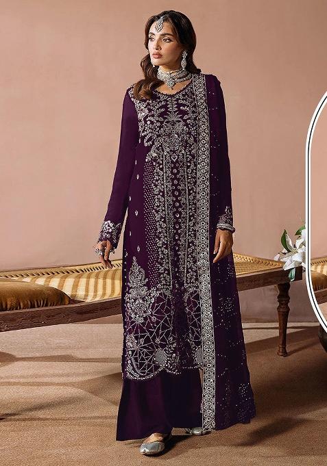 Purple Embroidered Velvet Pakistani Suit