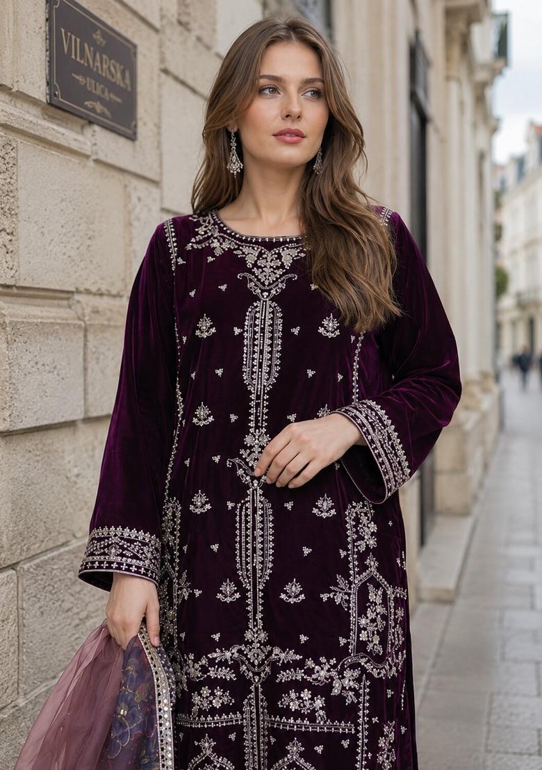 Purple Embroidered Velvet Pakistani Suit Set - Indya
