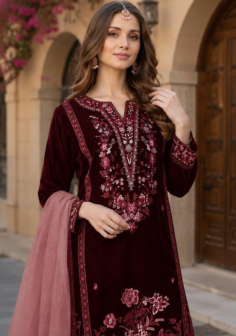 Maroon Embroidered Velvet Pakistani Suit Set - Indya