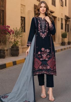 Navy Blue Embroidered Velvet Pakistani Suit Set