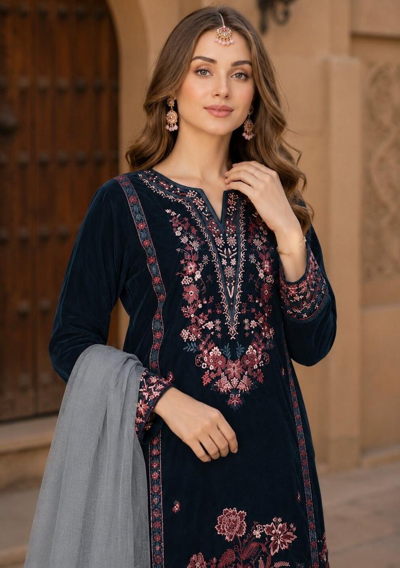 Navy Blue Embroidered Velvet Pakistani Suit Set - Indya