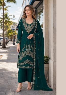Dark Green Embroidered Velvet Pakistani Suit Set