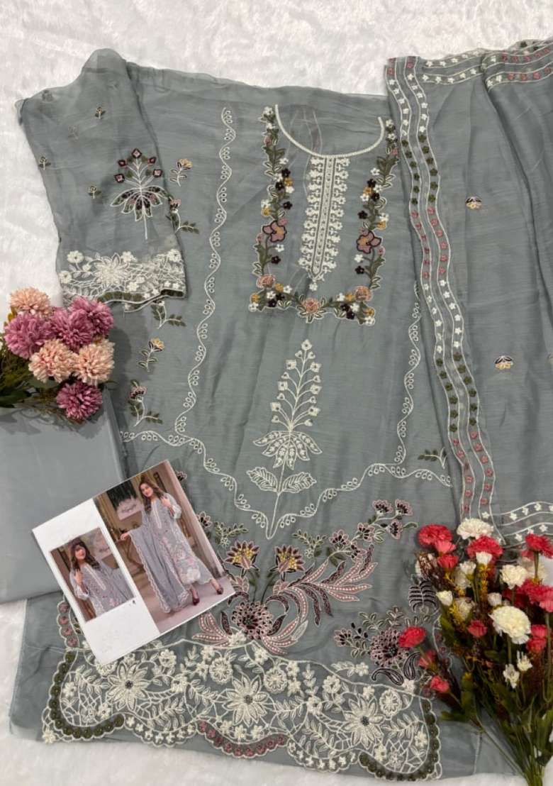 Grey Moti Work Chiffon Kurta Set - Indya