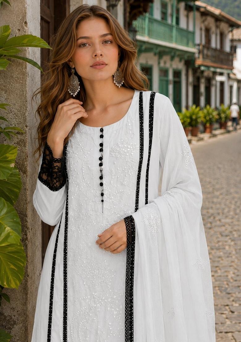 White Embroidered Organza Kurta Set - Indya