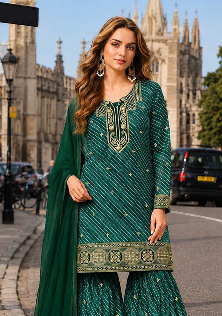 Emerald Embroidery Georgette Kurta Set - Indya