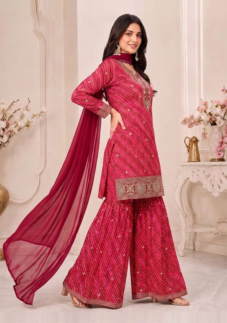 Red Embroidery Georgette Kurta Set - Indya