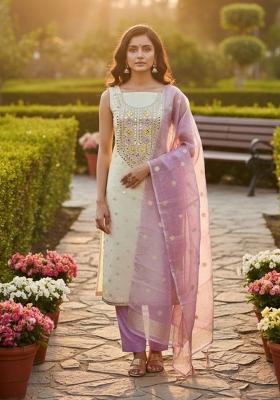 Off White Embroidery Jacquard Kurta Set