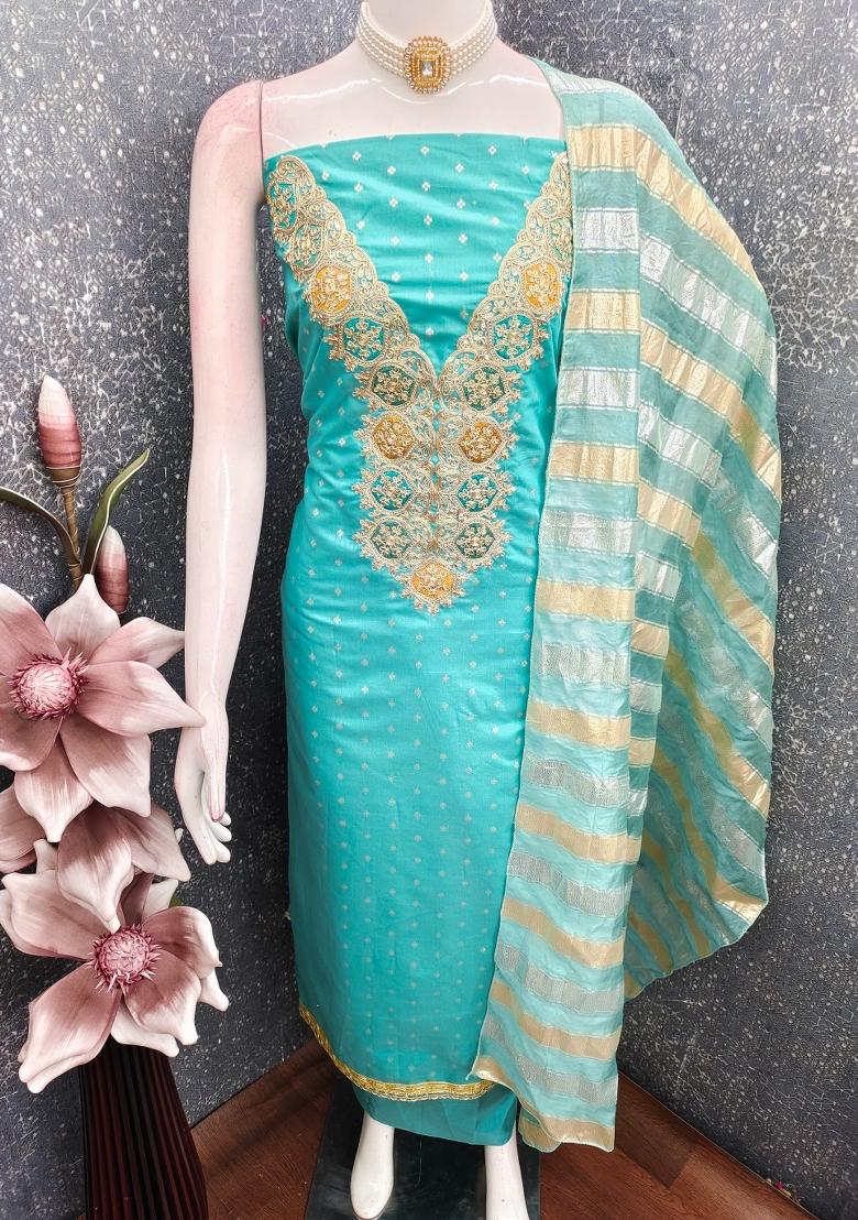 Blue Embroidery Chanderi Kurta Set - Indya