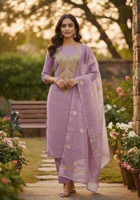 Lavender Embroidery Jacquard Kurta Set