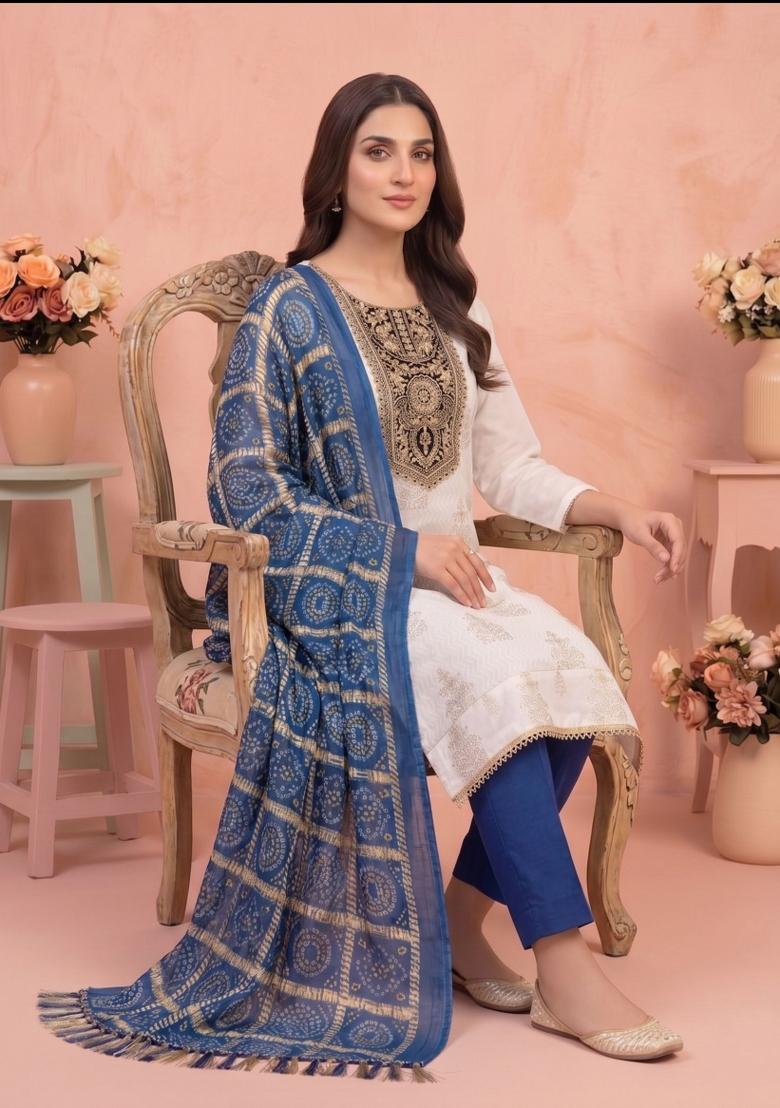 Off White Embroidery Rayon Kurta Set - Indya