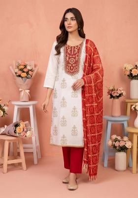 Off White Embroidery Rayon Kurta Set