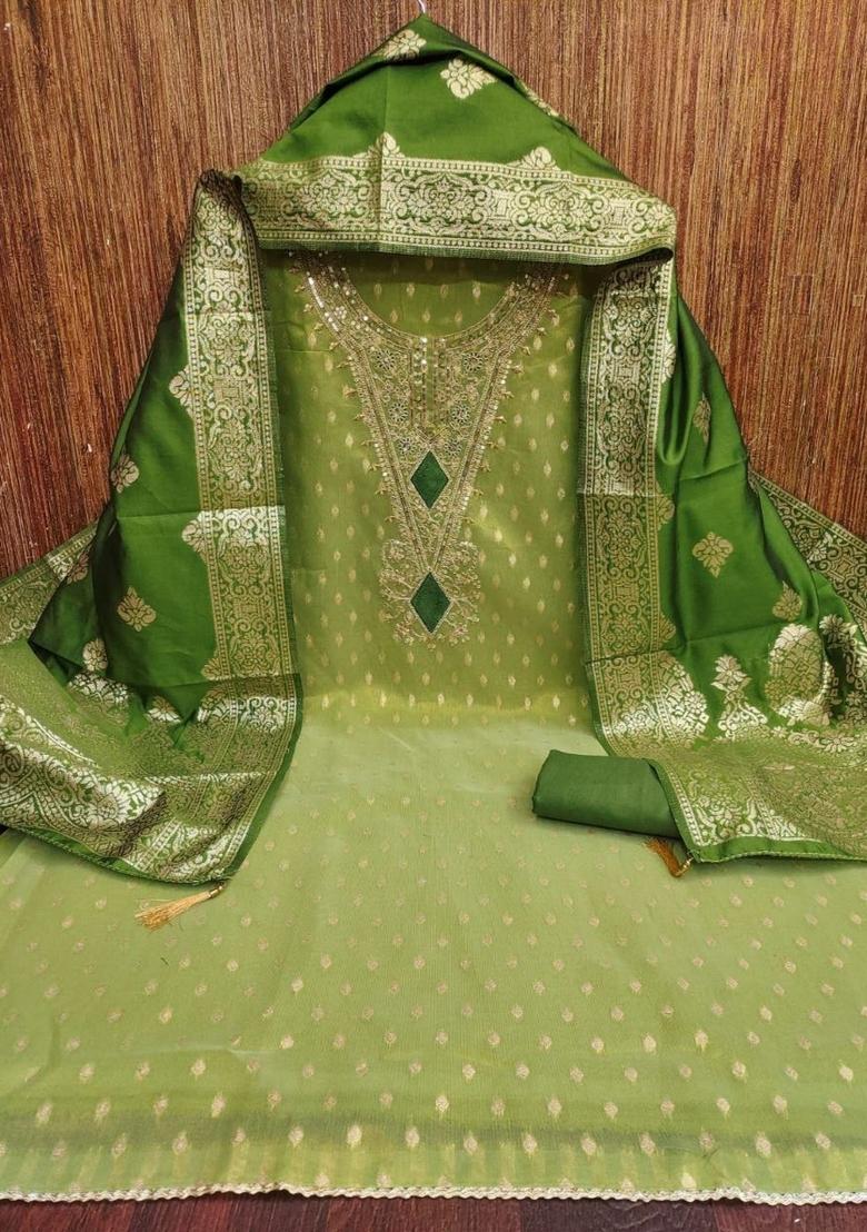 Green Embroidery Silk Kurta Set - Indya