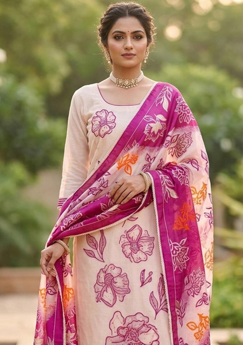 Off White Embroidery Cotton Kurta Set - Indya