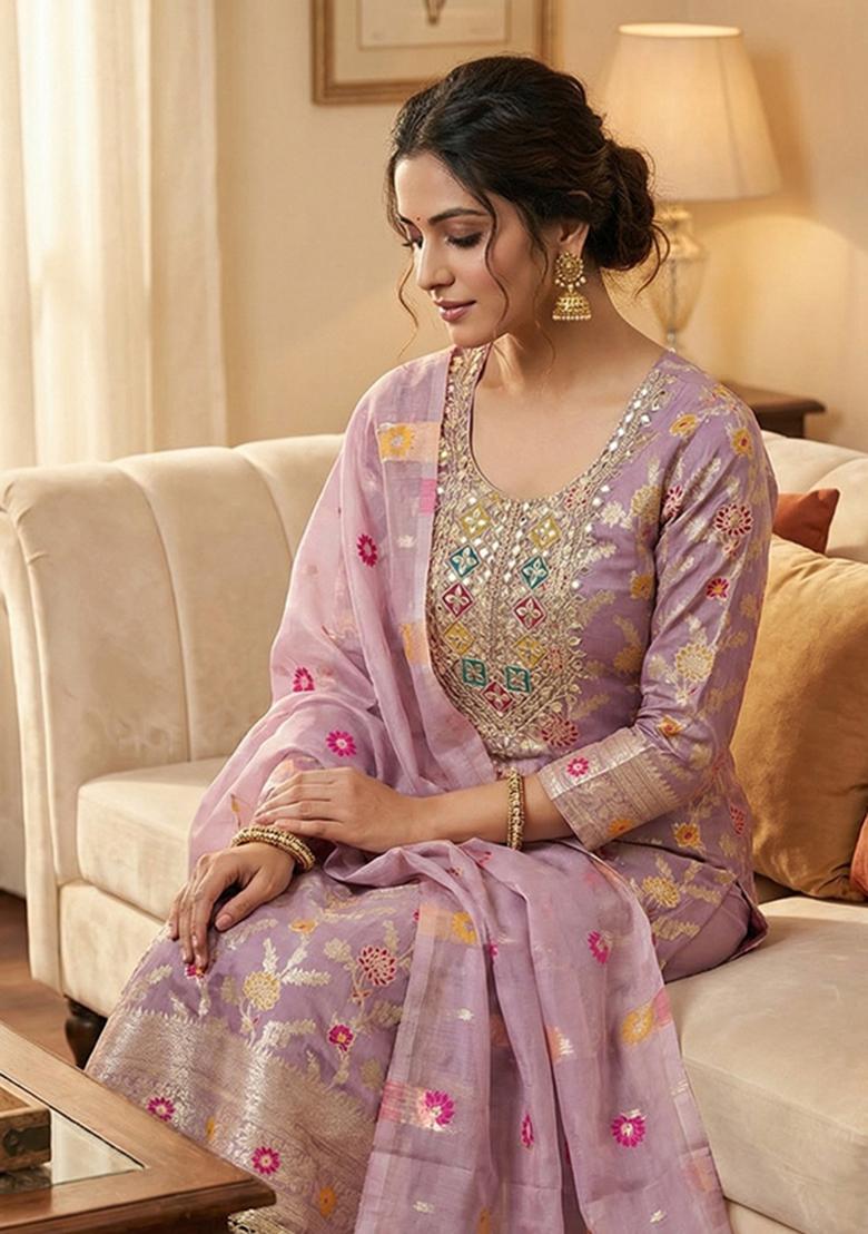 Lavender Embroidered Chanderi Kurta Set - Indya