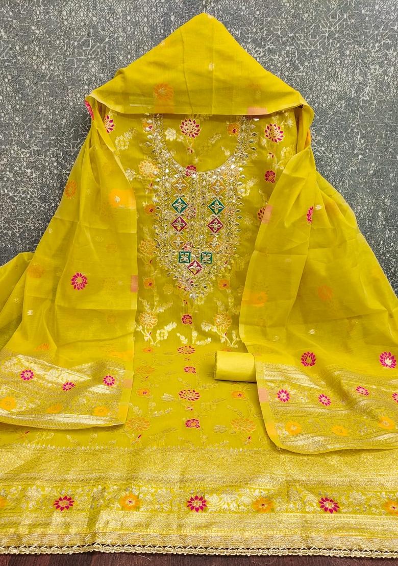 Light Green Embroidered Chanderi Kurta Set - Indya