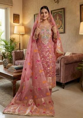 Pink Embroidered Chanderi Kurta Set
