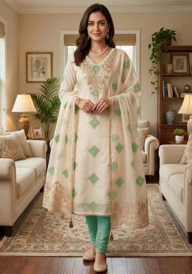Off White Embroidered Chanderi Kurta Set