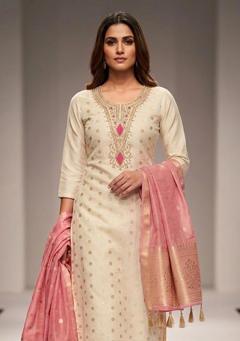 Off White Weaving Work Shimmar Kurta Set - Indya