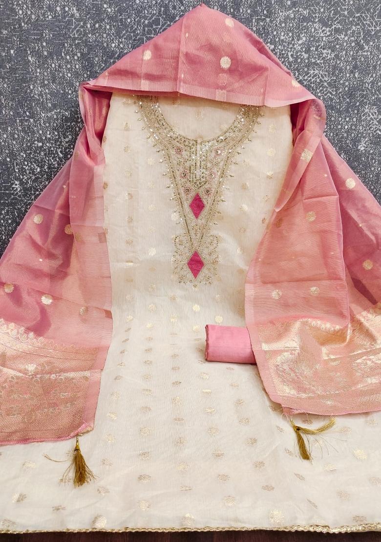 Off White Weaving Work Shimmar Kurta Set - Indya