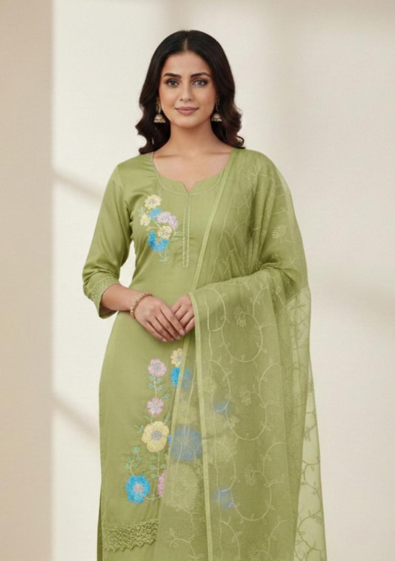 Green Embroidered Silk Kurta Set - Indya