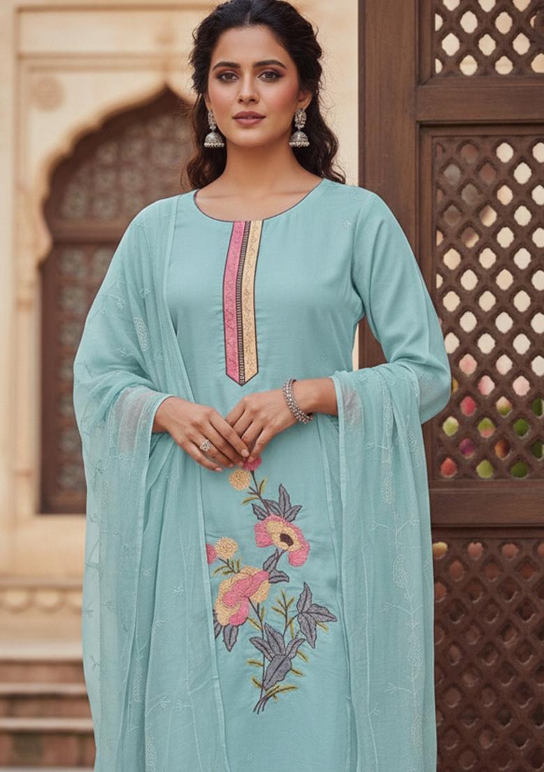 Sea Green Embroidered Silk Kurta Set - Indya