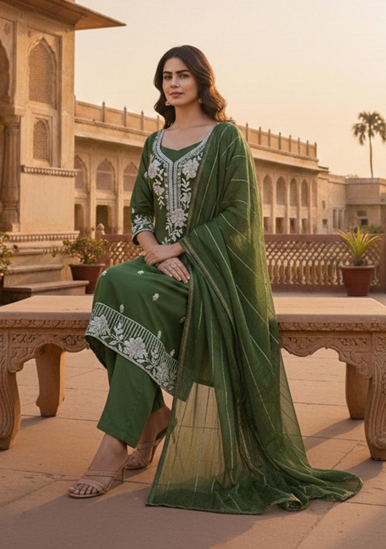 Green Embroidered Silk Kurta Set - Indya