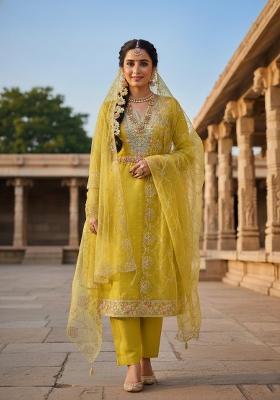 Light Green Embroidered Chanderi Kurta Set