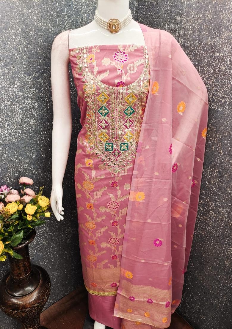 Pink Embroidered Chanderi&nbsp; Kurta Set - Indya
