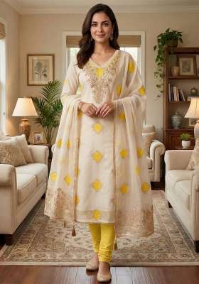 Off White Embroidered Chanderi&nbsp; Kurta Set