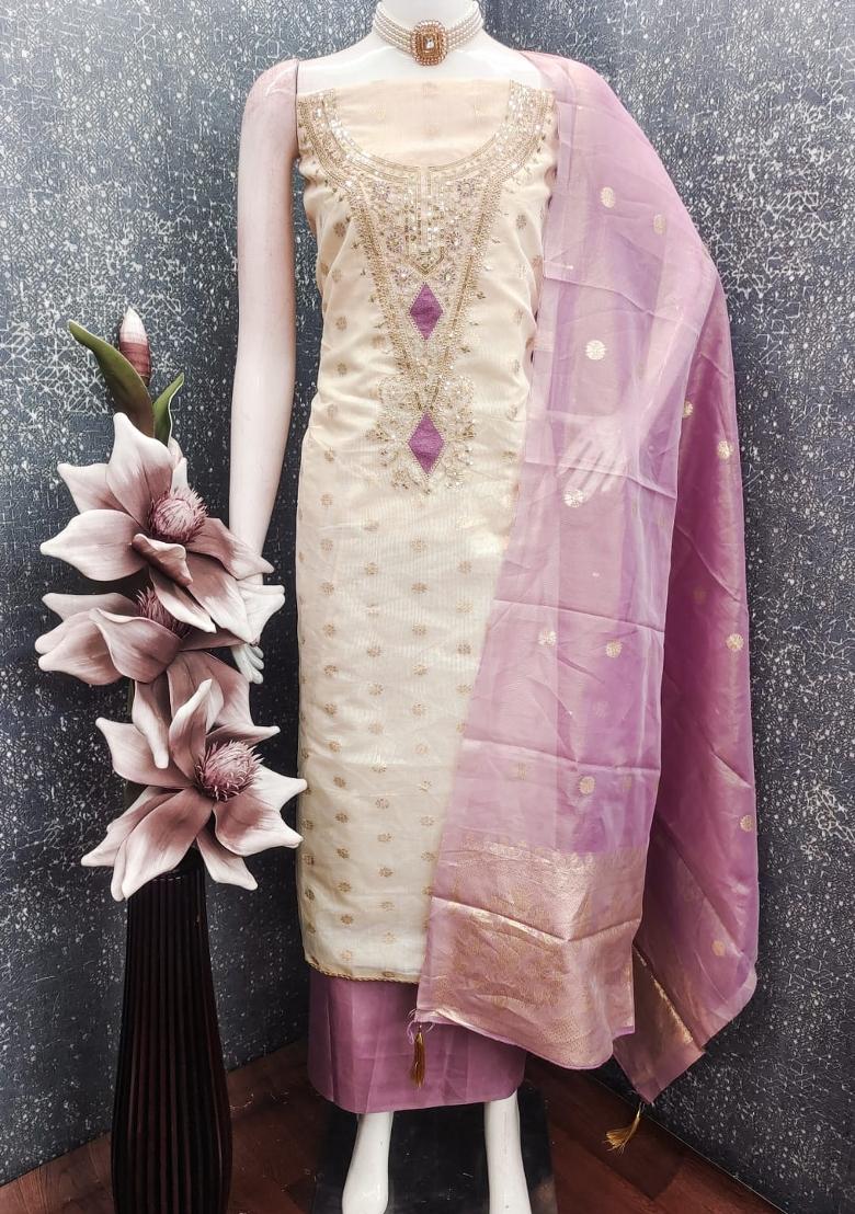 Off White Weaving Shimmer Kurta Set - Indya