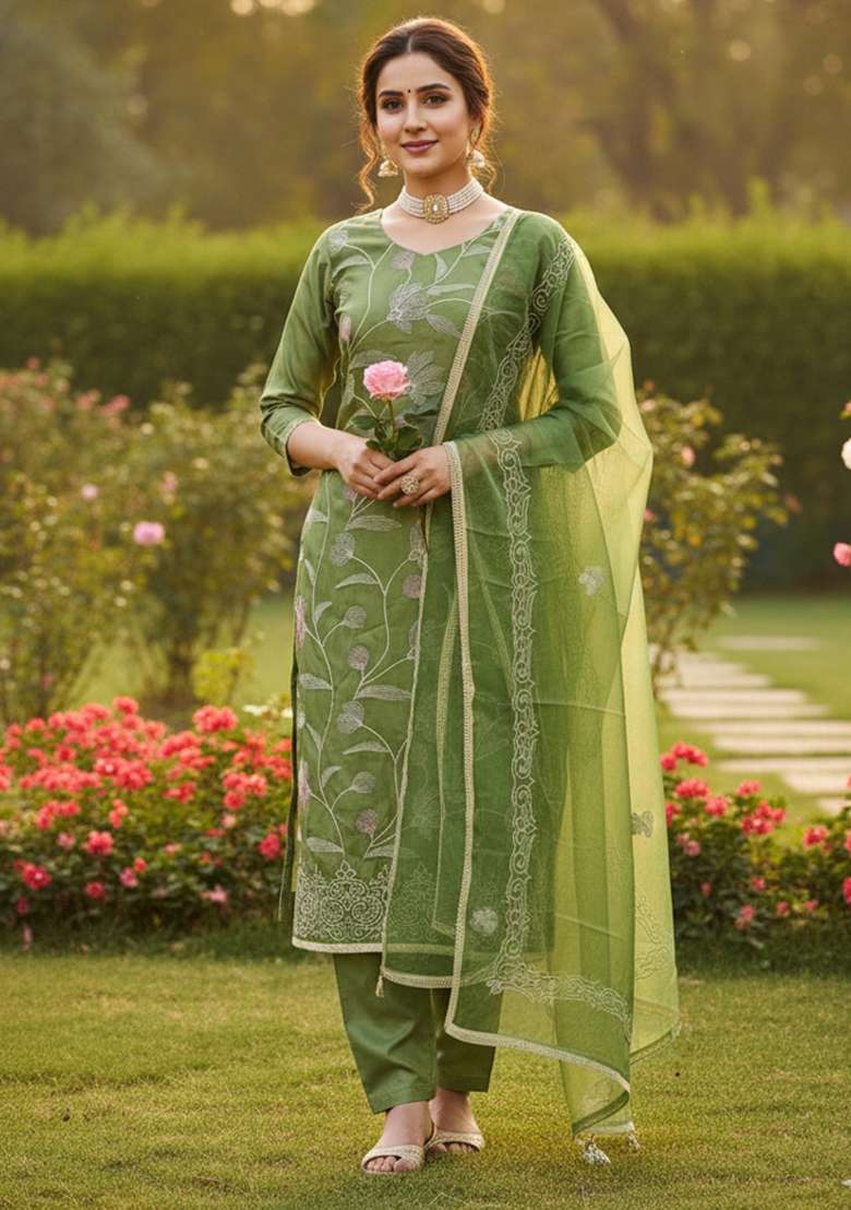 Green Embroidered Cotton Kurta Set - Indya