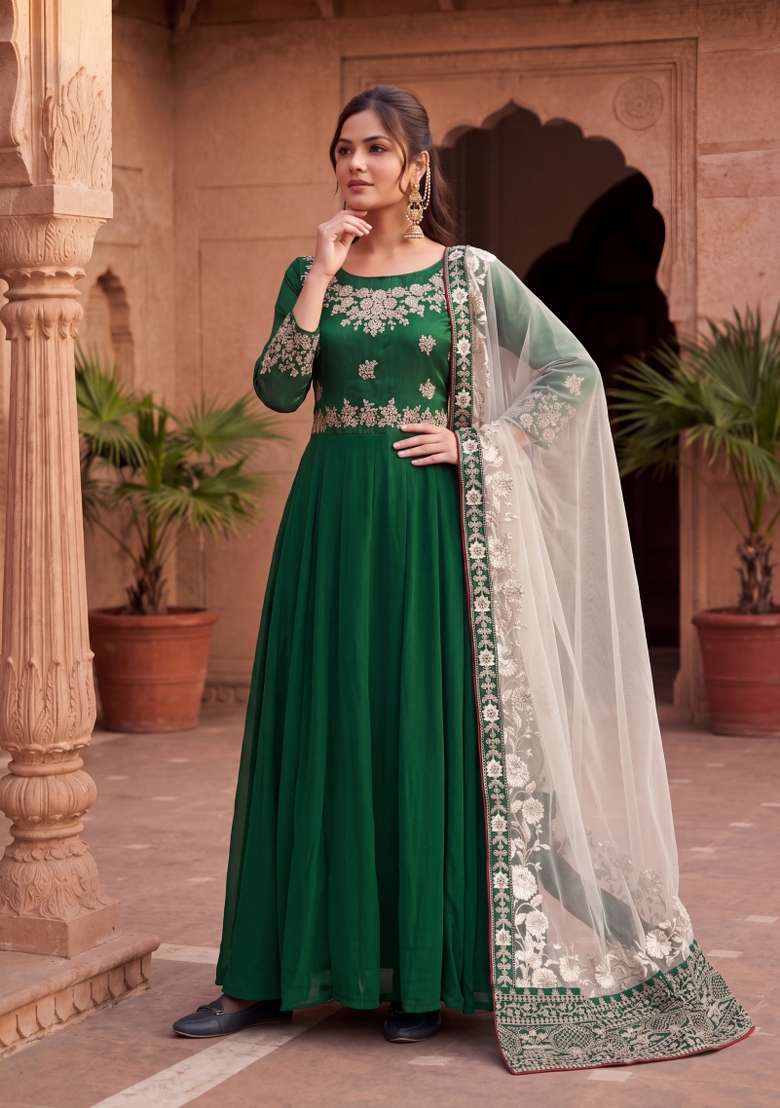 Green Embroidered Georgette Kurta Set - Indya