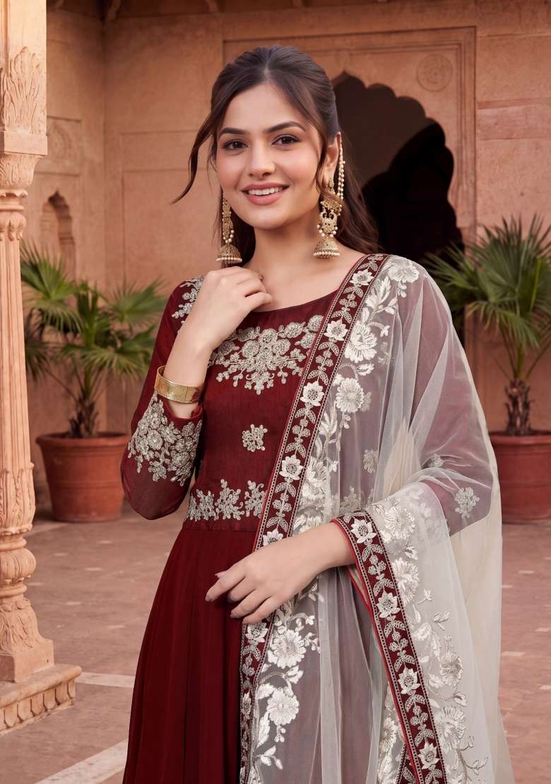 Red Embroidered Georgette Kurta Set - Indya