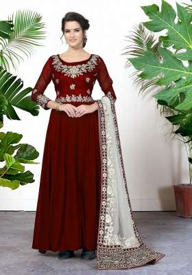 Red Embroidered Georgette Kurta Set