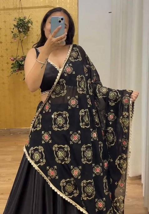 Multicolor embroidered Silk Lehenga Set With Dupatta