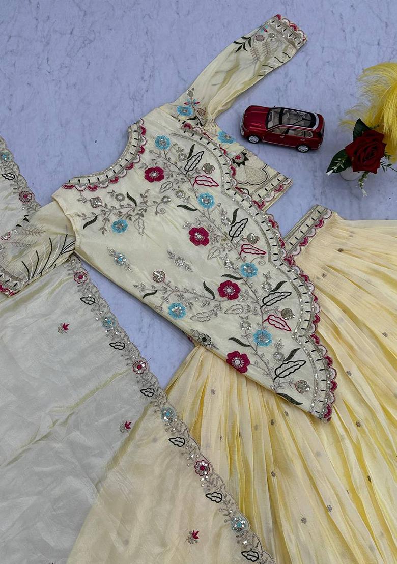 Cream Embroidered Poly Blended Lehenga Set With Dupatta
