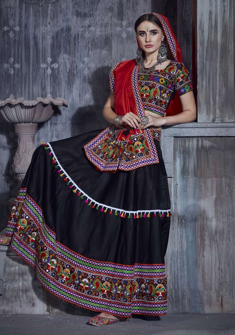 Black Embroidered Silk Blend Chaniya Choli Set For Navratri And Garba for Diwali | Wedding & Festive Wear - Indya