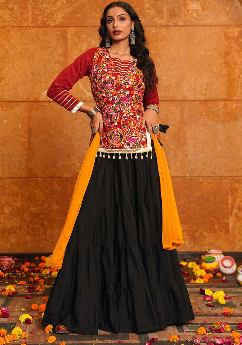 Black Embroidererd Crepe Chaniya Choli Set For Navratri And Garba for Diwali | Wedding & Festive Wear - Indya